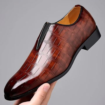 Men’s Classic Patterned Leather Dress Shoes – Timeless Design with Cushioned Comfort